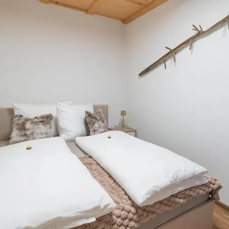 Holzegger * Hart im Zillertal